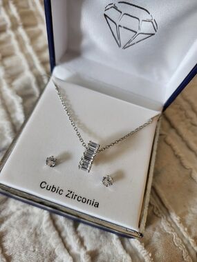 Silver Cubic Zirconia Necklace and Stud Earrings